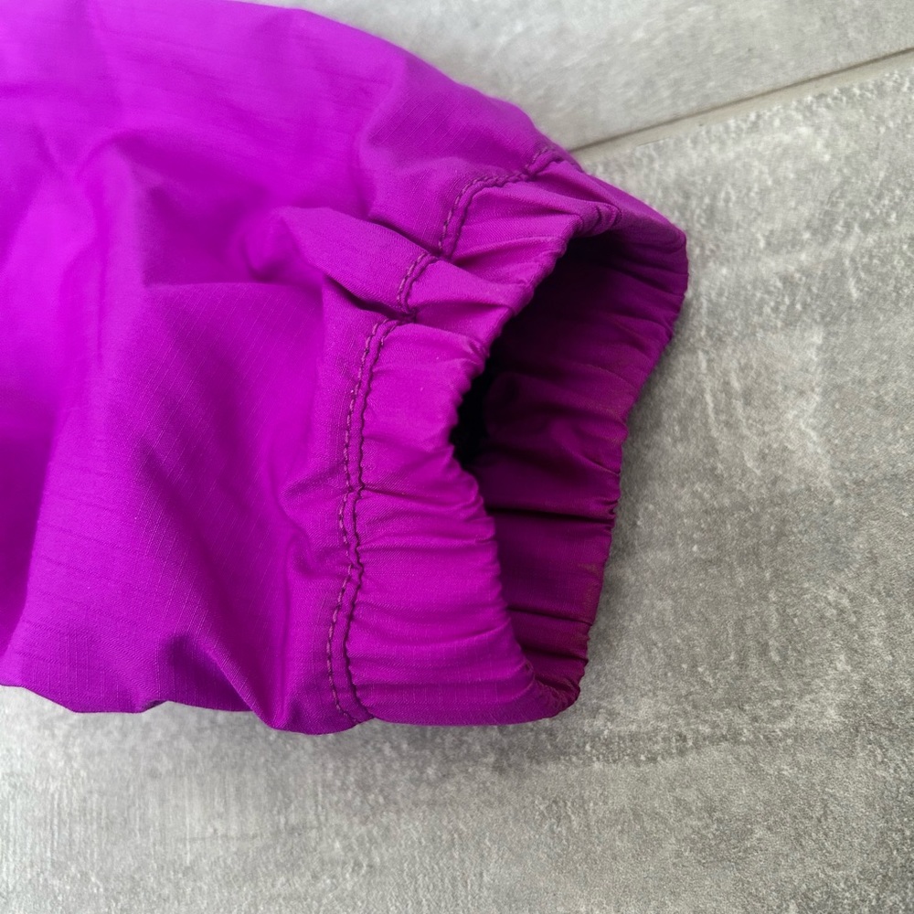 🌈SALE🌈 THE NORTH FACE Lightweight Purple Jacket - Picture 6 of 12